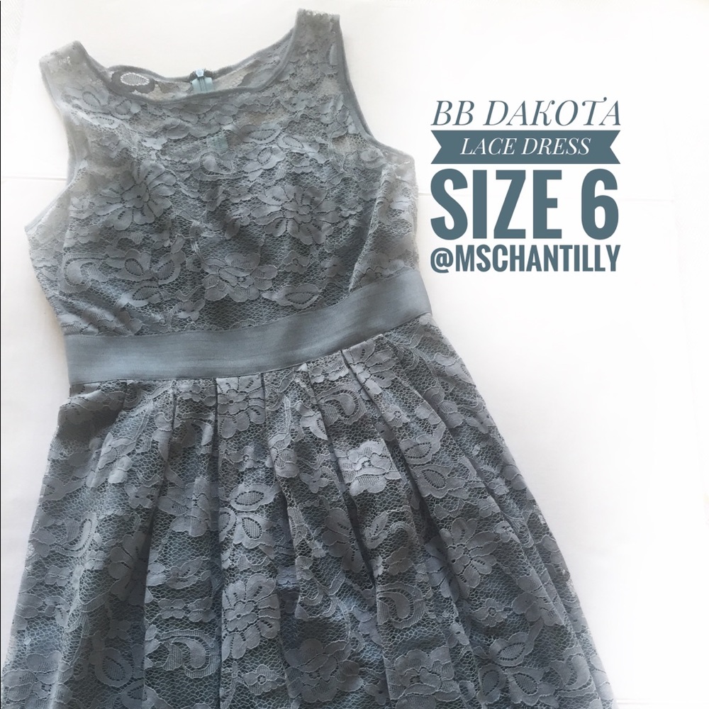 BB DAKOTA LACE DRESS  Size 6